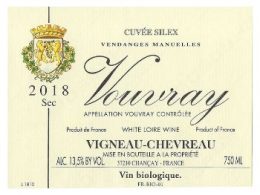 Vigneau-Chevreau Logo